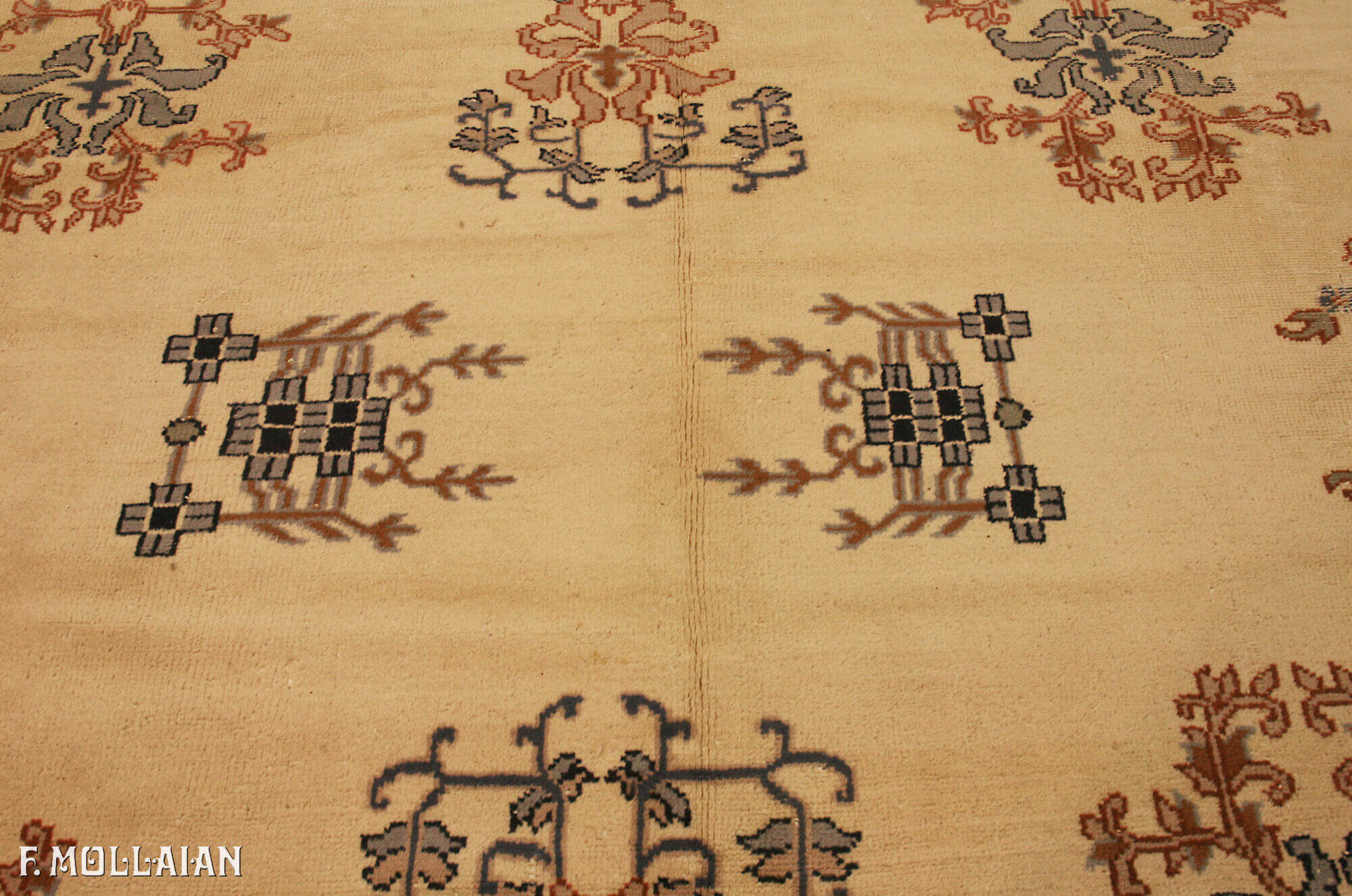 Antique Turkish Izmir Carpet n°:40995833